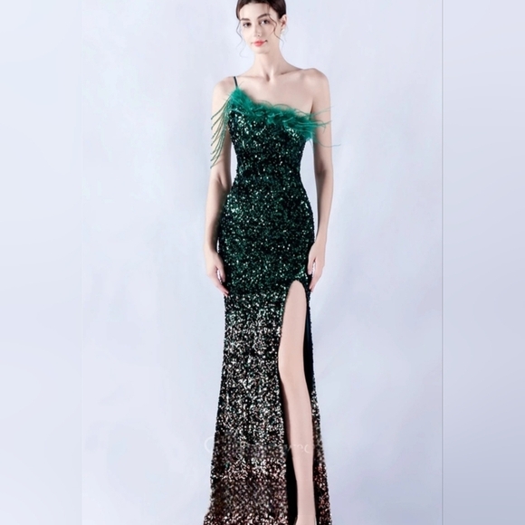 Green and Gold Sequin Gown with High Slit - Picture 5 of 16